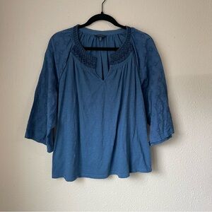 Women's Lucky Brand Blue Embroidered V Neck Peasant Top 3/4 Sleeve